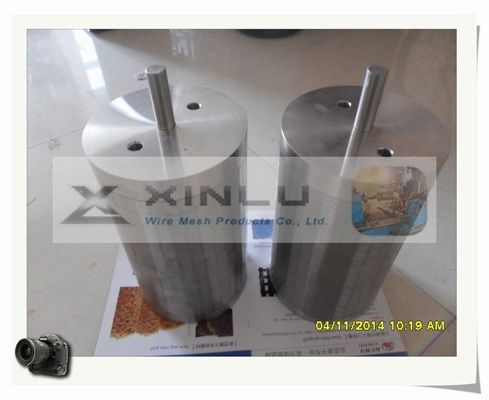 주문을 받아서 만들어지는 3.3 x 6.5mm 스테인리스 쐐기 철사 0.7mm 구멍 원통 모양 스트레이너