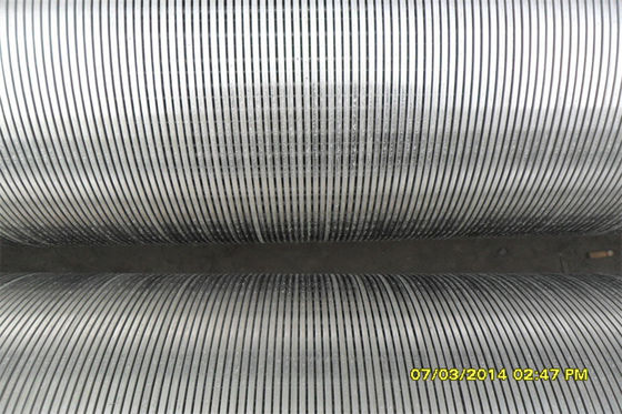 감싸인 모래 통제 우물 스크린 AISI 304 쐐기 철사 여과기 114mm 168mm 직경